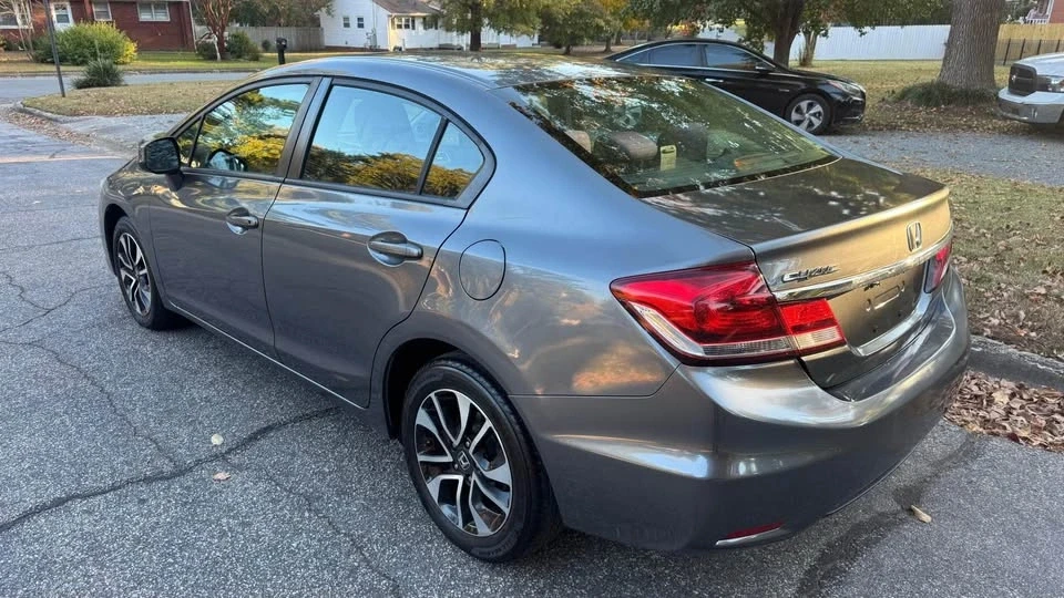 2014 Honda Civic 9th Gen - Image 4 of 11
