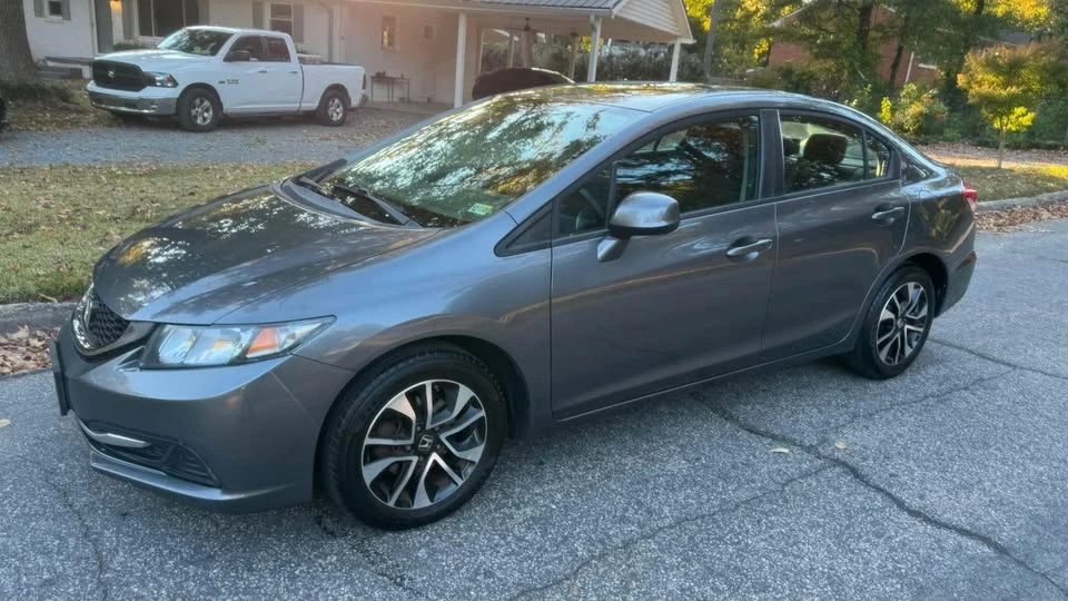 2014 Honda Civic 9th Gen - Image 2 of 11