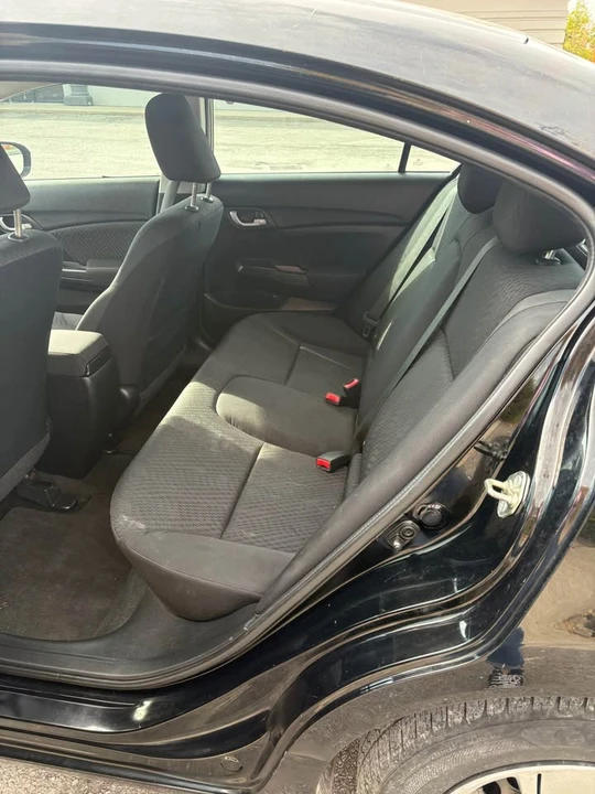 2014 Honda Civic 9th Gen - Image 7 of 14