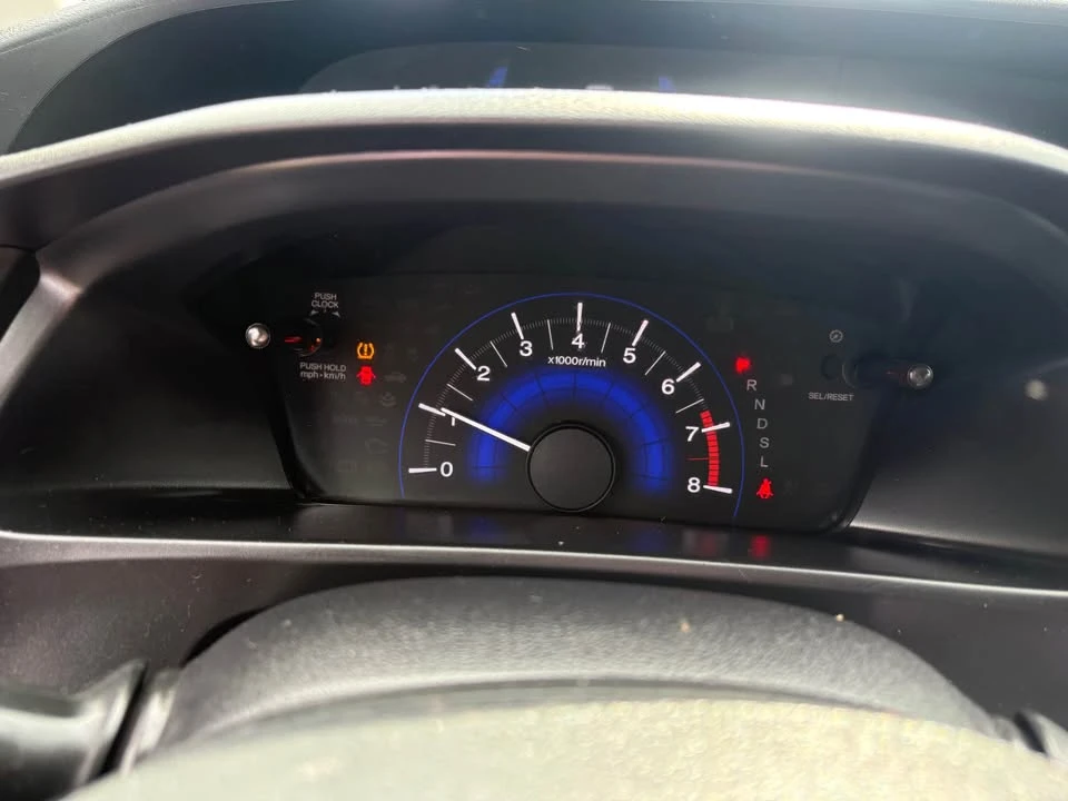 2014 Honda Civic 9th Gen - Image 8 of 14