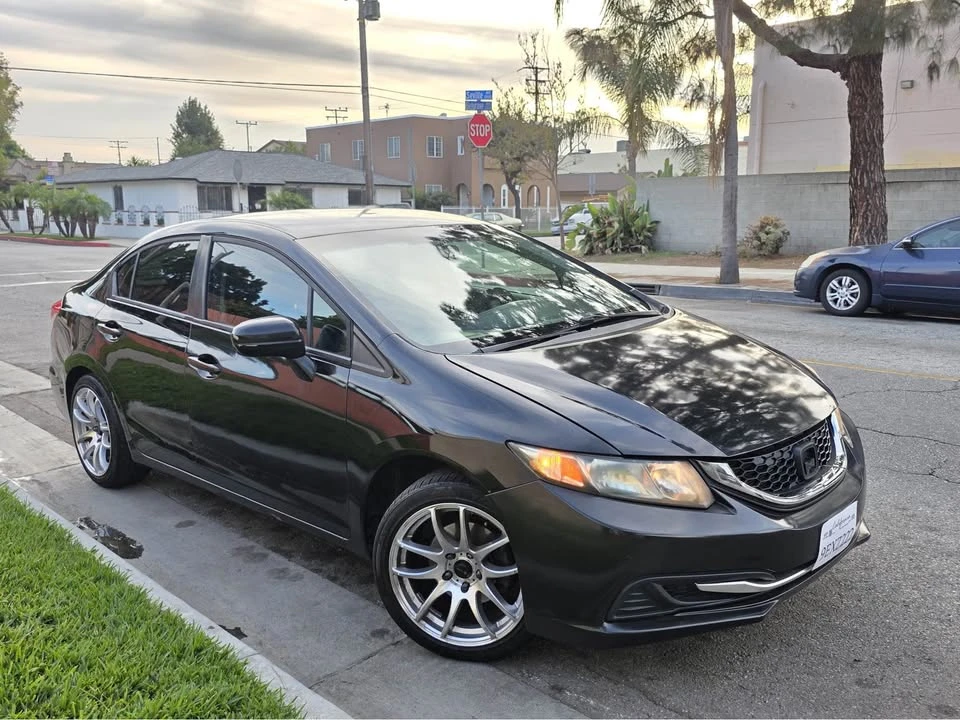 2014 Honda Civic 9th Gen - Image 7 of 10