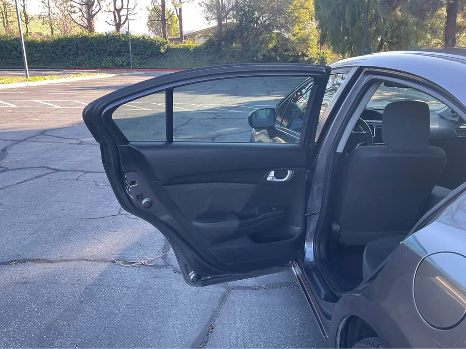 2014 Honda Civic 9th Gen - Image 12 of 19