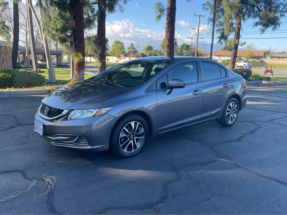 2014 Honda Civic 9th Gen - Image 2 of 19