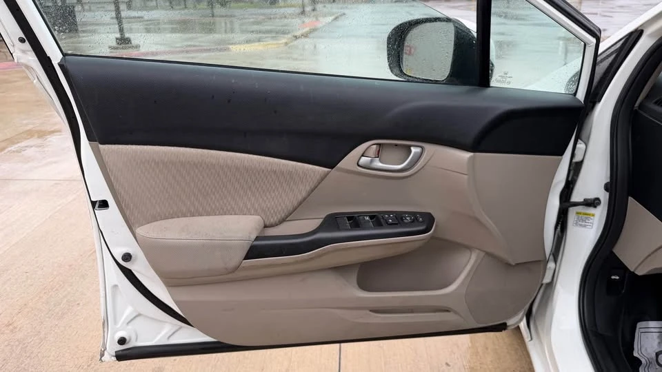 2014 Honda Civic 9th Gen - Image 8 of 16