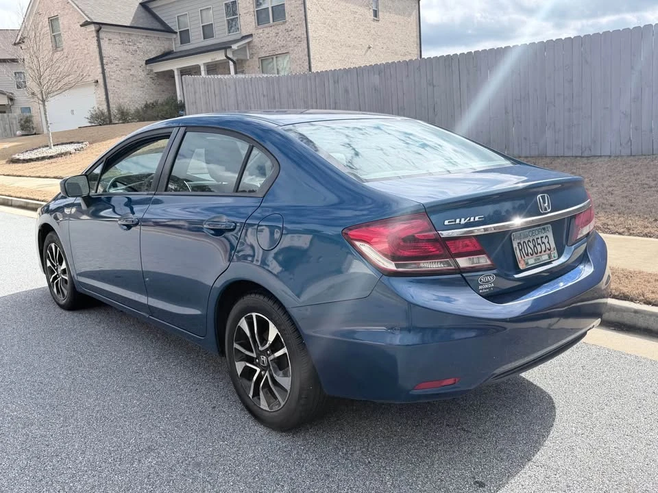 2014 Honda Civic 9th Gen - Image 3 of 8