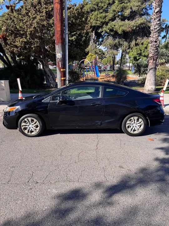 2014 Honda Civic 9th Gen - Image 3 of 12