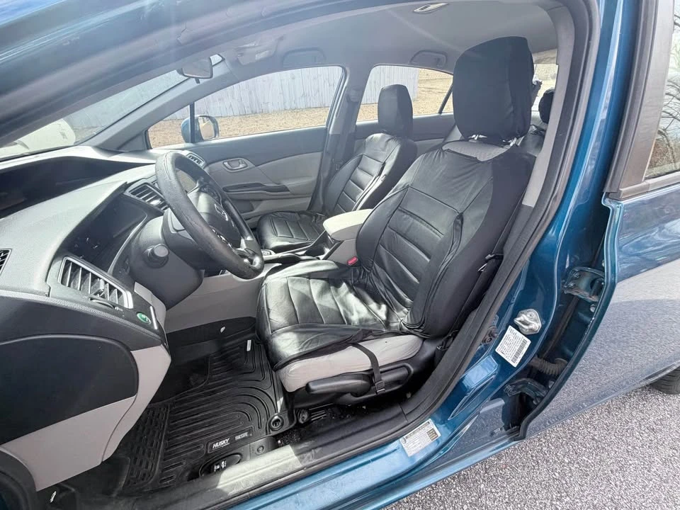 2014 Honda Civic 9th Gen - Image 5 of 8