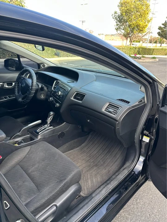 2014 Honda Civic 9th Gen - Image 10 of 11