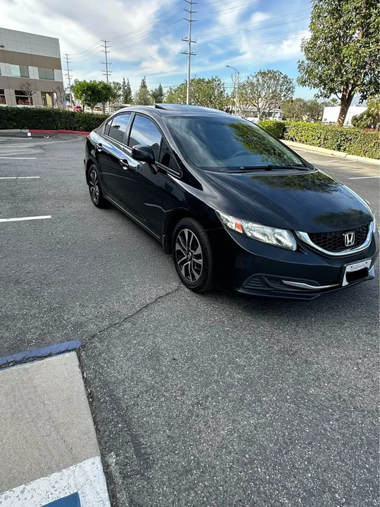 2014 Honda Civic 9th Gen - Image 3 of 11