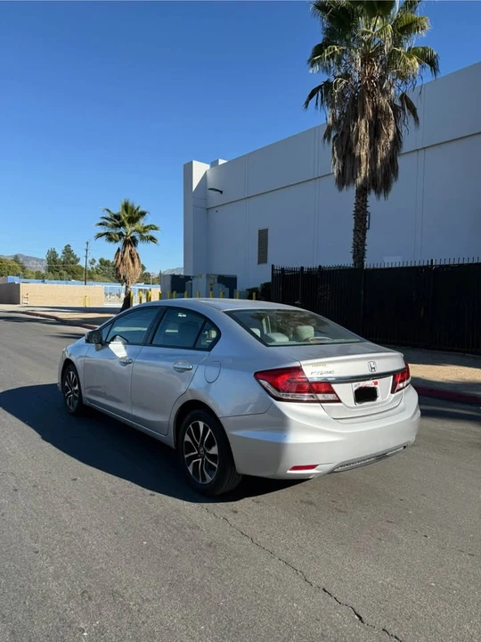 2014 Honda Civic 9th Gen - Image 6 of 12