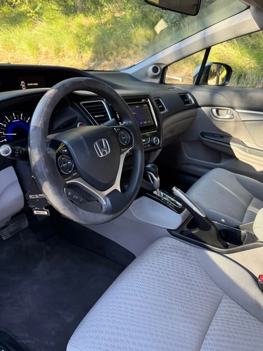 2014 Honda Civic 9th Gen - Image 8 of 12