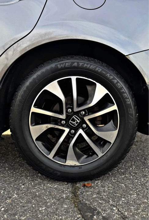 2014 Honda Civic 9th Gen - Image 18 of 20
