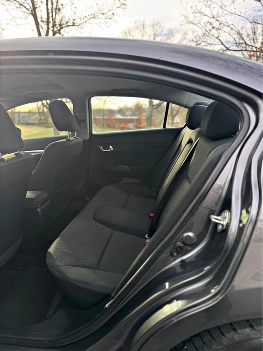 2014 Honda Civic 9th Gen - Image 8 of 20