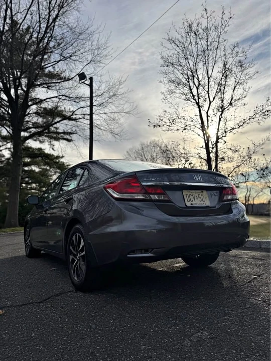 2014 Honda Civic 9th Gen - Image 3 of 20