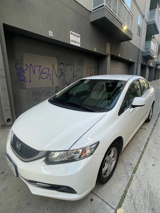 2014 Honda Civic 9th Gen - Image 4 of 12