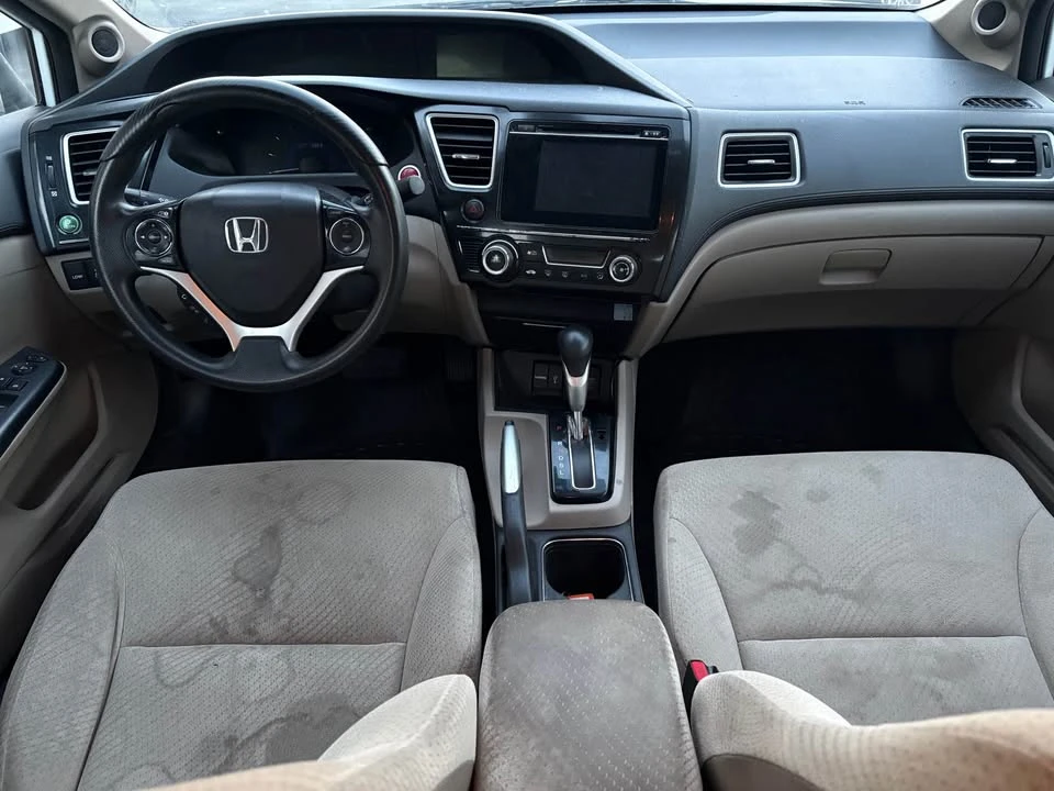 2014 Honda Civic 9th Gen - Image 11 of 16