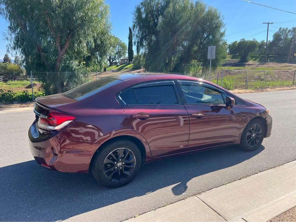 2014 Honda Civic 9th Gen - Image 6 of 9