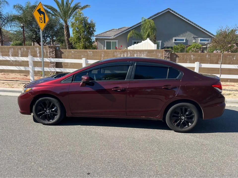 2014 Honda Civic 9th Gen - Image 2 of 9