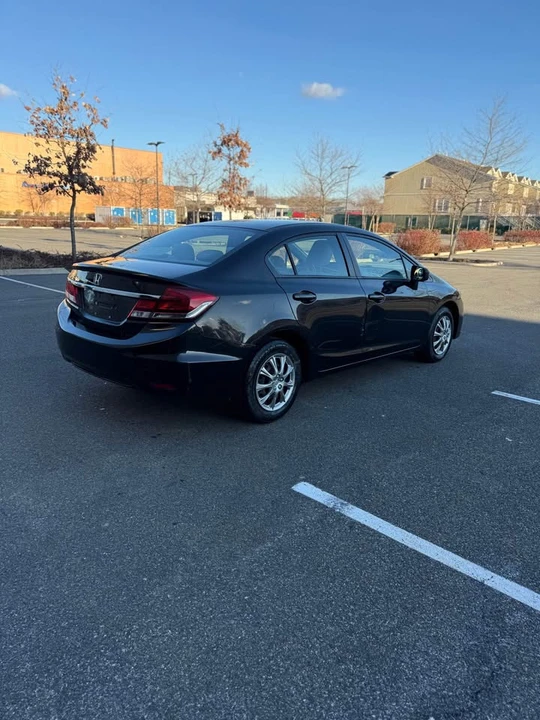 2014 Honda Civic 9th Gen - Image 4 of 15