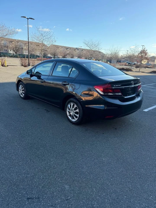 2014 Honda Civic 9th Gen - Image 6 of 15