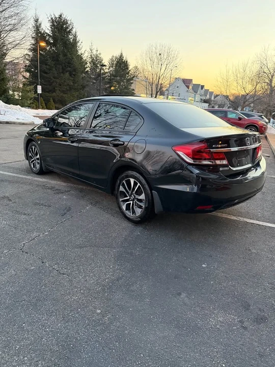2014 Honda Civic 9th Gen - Image 3 of 13