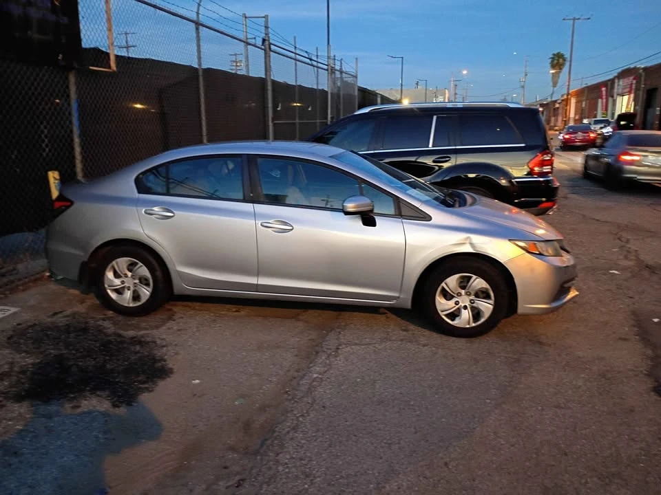 2014 Honda Civic 9th Gen - Image 14 of 19