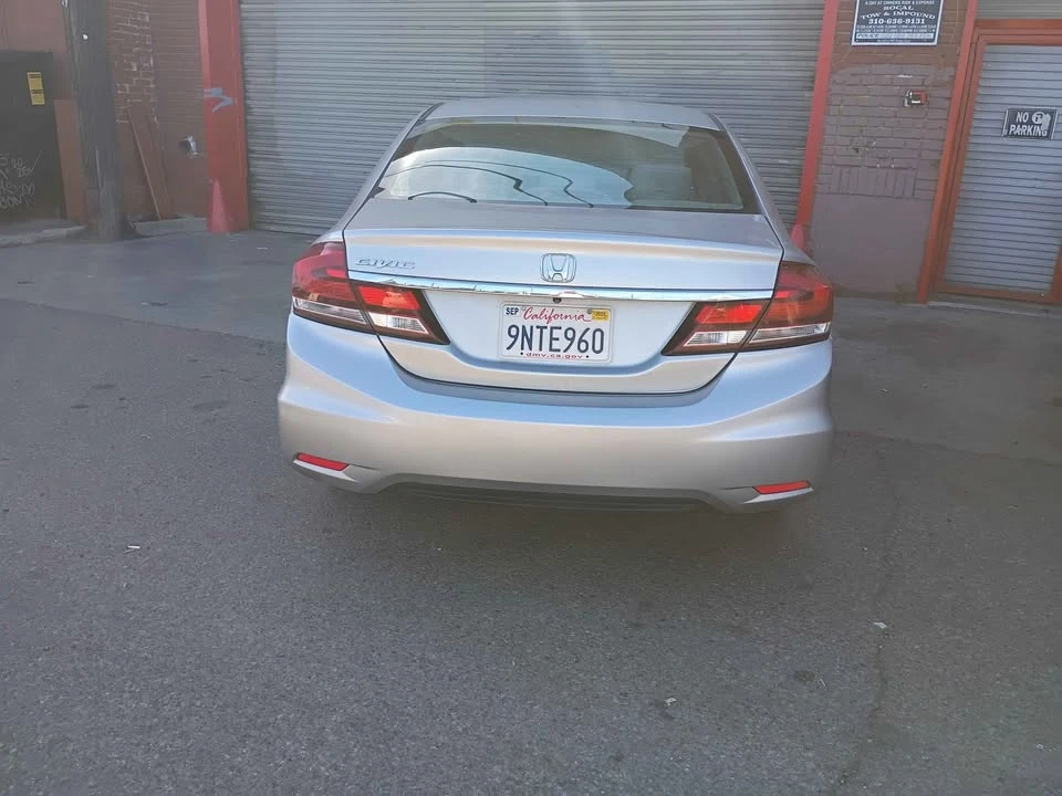 2014 Honda Civic 9th Gen - Image 7 of 19
