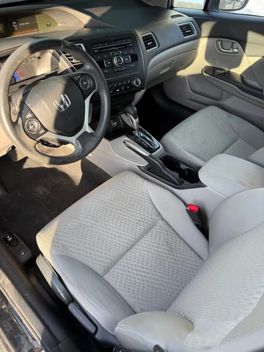 2014 Honda Civic 9th Gen - Image 18 of 20