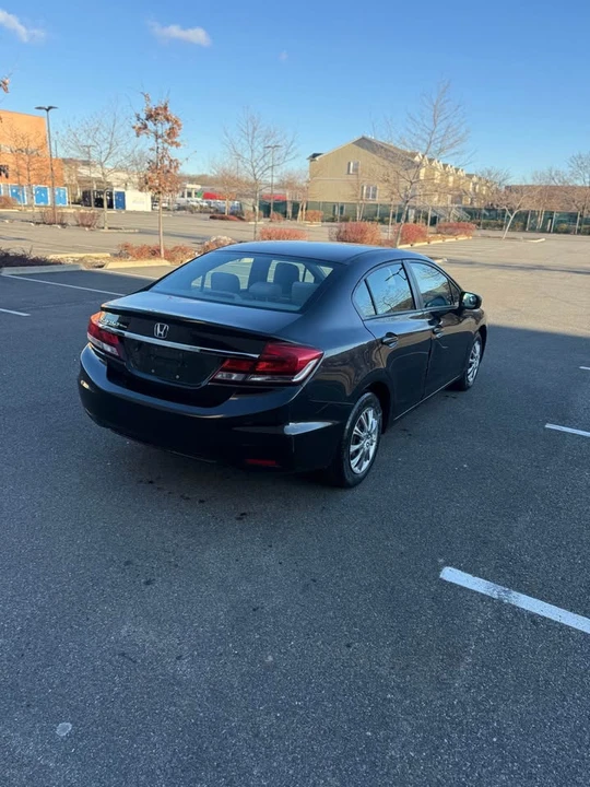 2014 Honda Civic 9th Gen - Image 7 of 20