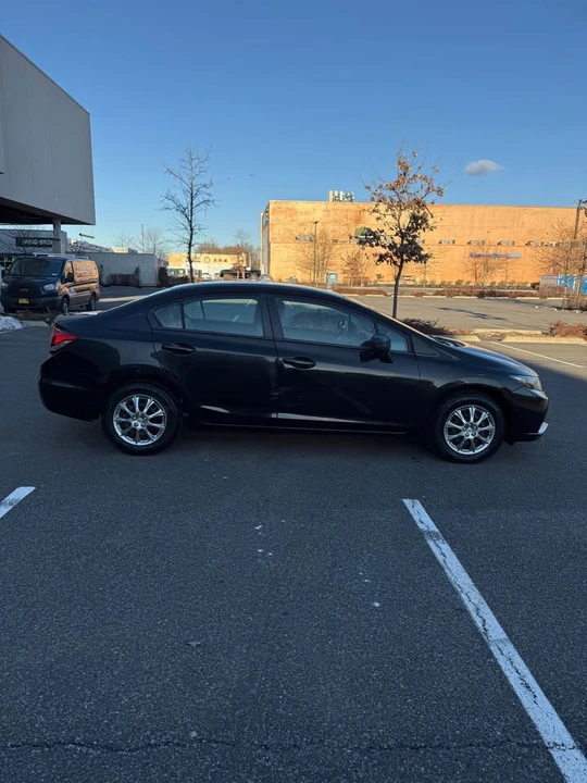 2014 Honda Civic 9th Gen - Image 5 of 20