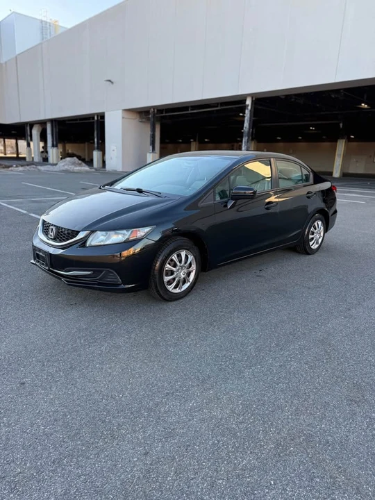 2014 Honda Civic 9th Gen - Image 5 of 19