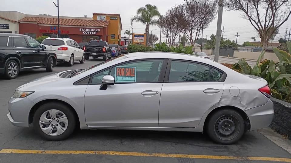 2014 Honda Civic 9th Gen - Image 4 of 8
