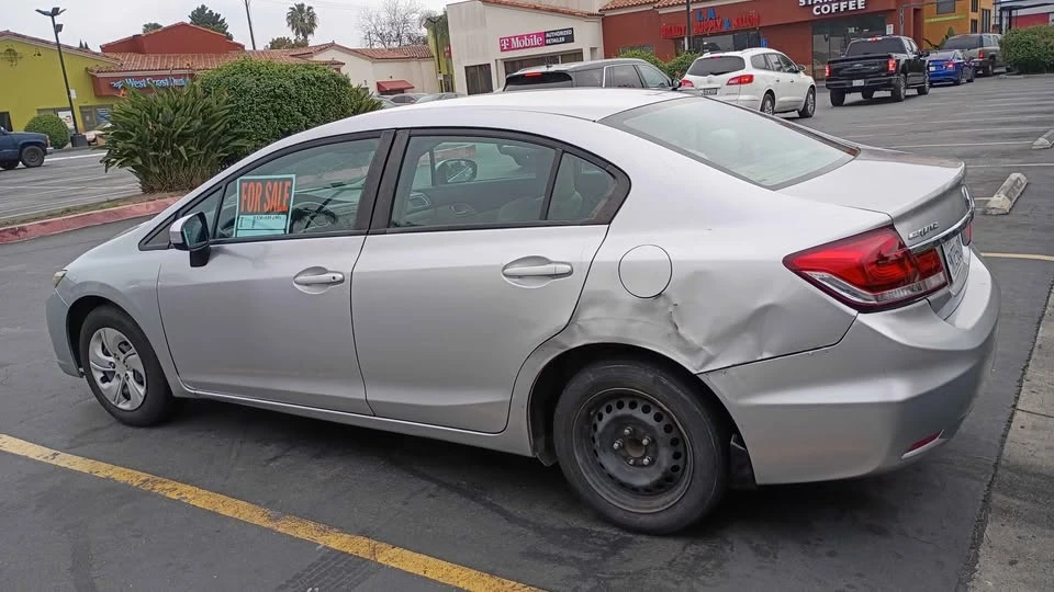 2014 Honda Civic 9th Gen - Image 6 of 8