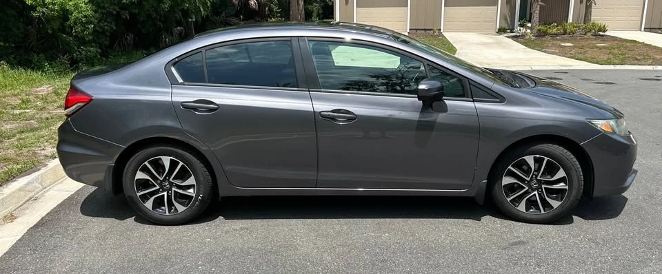 2014 Honda Civic 9th Gen - Image 5 of 19