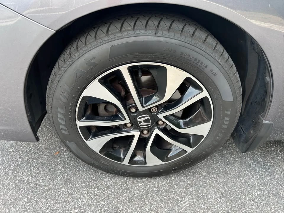 2014 Honda Civic 9th Gen - Image 17 of 19