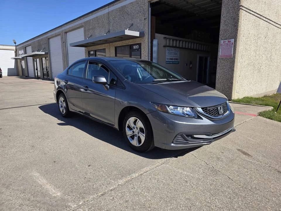 2014 Honda Civic 9th Gen - Image 2 of 18