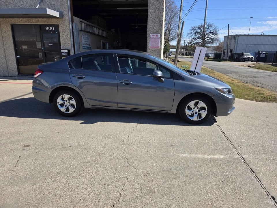 2014 Honda Civic 9th Gen - Image 5 of 18
