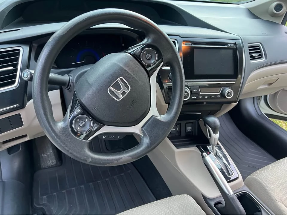 2014 Honda Civic 9th Gen - Image 13 of 16