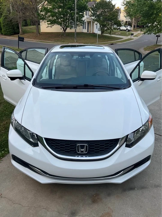 2014 Honda Civic 9th Gen - Image 8 of 16