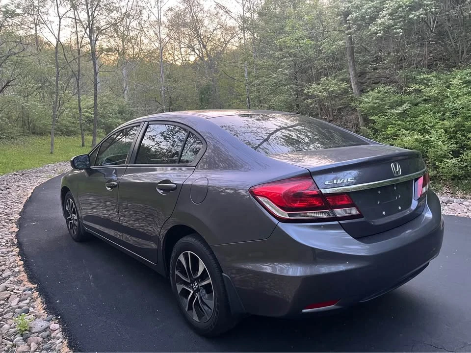 2014 Honda Civic 9th Gen - Image 4 of 13