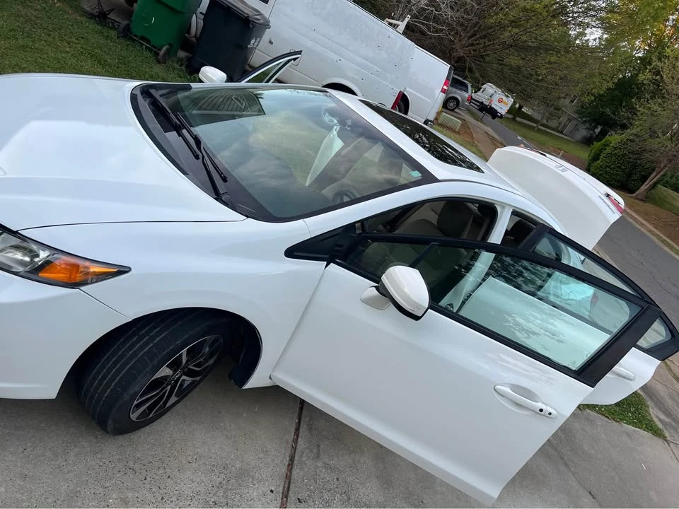 2014 Honda Civic 9th Gen - Image 2 of 16