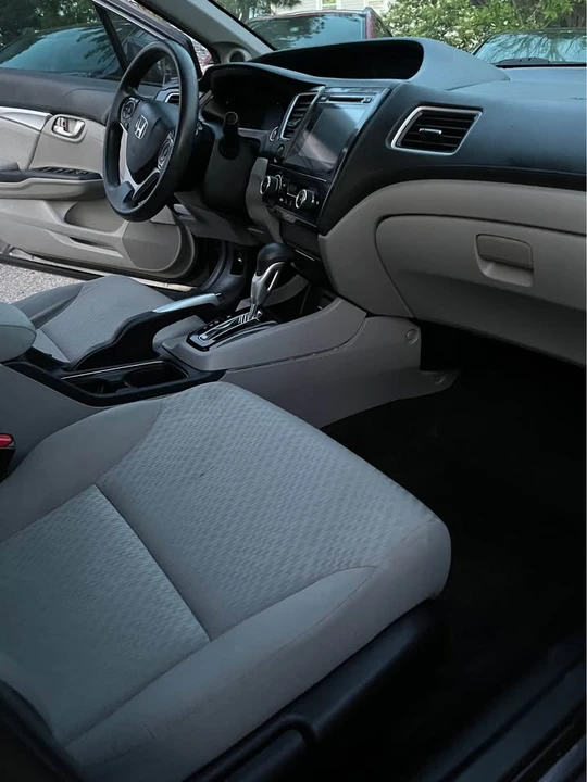 2014 Honda Civic 9th Gen - Image 10 of 13