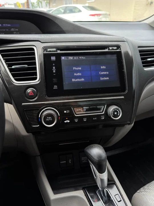2014 Honda Civic 9th Gen - Image 12 of 18