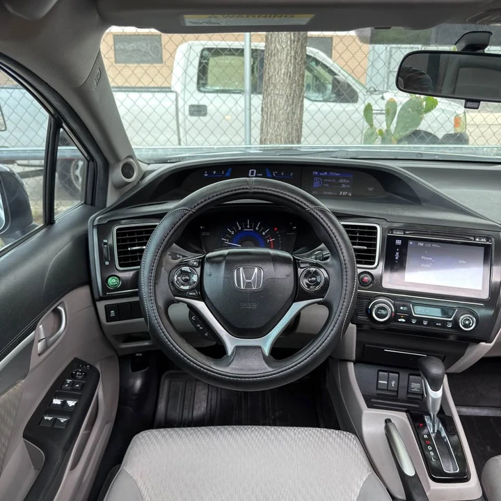 2014 Honda Civic 9th Gen - Image 8 of 18