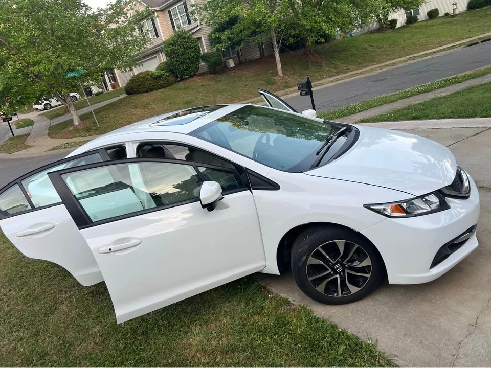 2014 Honda Civic 9th Gen - Image 9 of 16