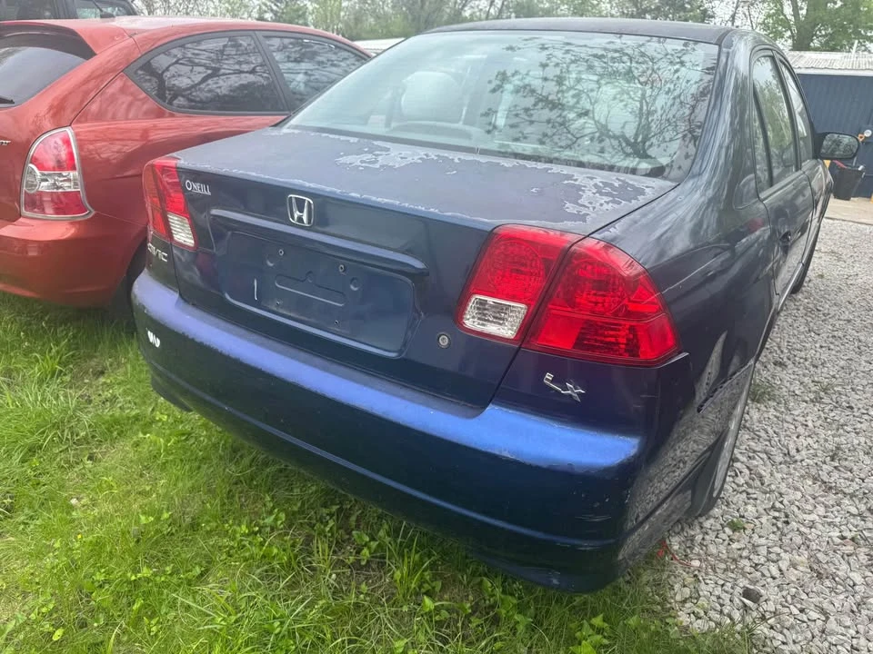 2014 Honda Civic 9th Gen - Image 2 of 5