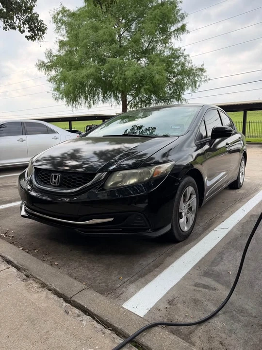 2014 Honda Civic 9th Gen - Image 2 of 12