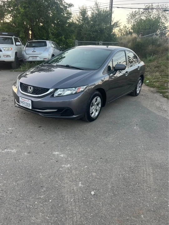 2014 Honda Civic 9th Gen - Image 9 of 10