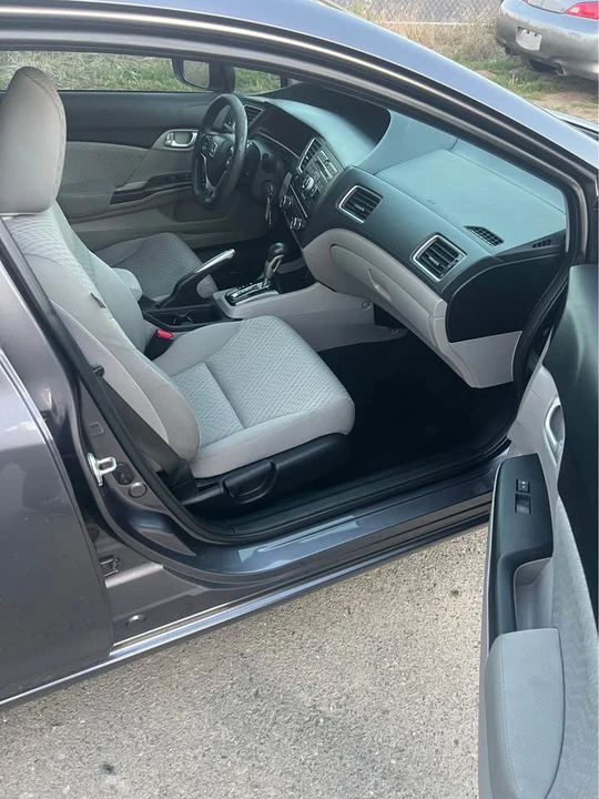2014 Honda Civic 9th Gen - Image 6 of 10