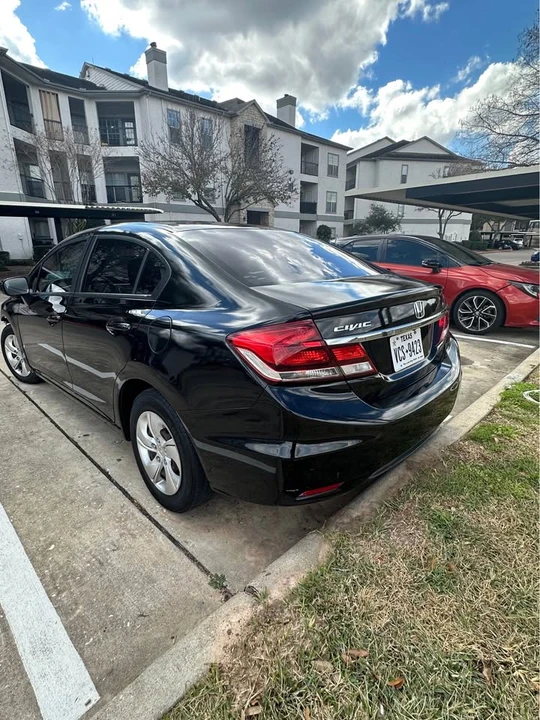 2014 Honda Civic 9th Gen - Image 5 of 12